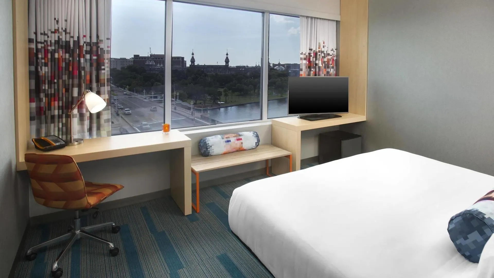 ***  Aloft - Tampa Downtown Hotel United States